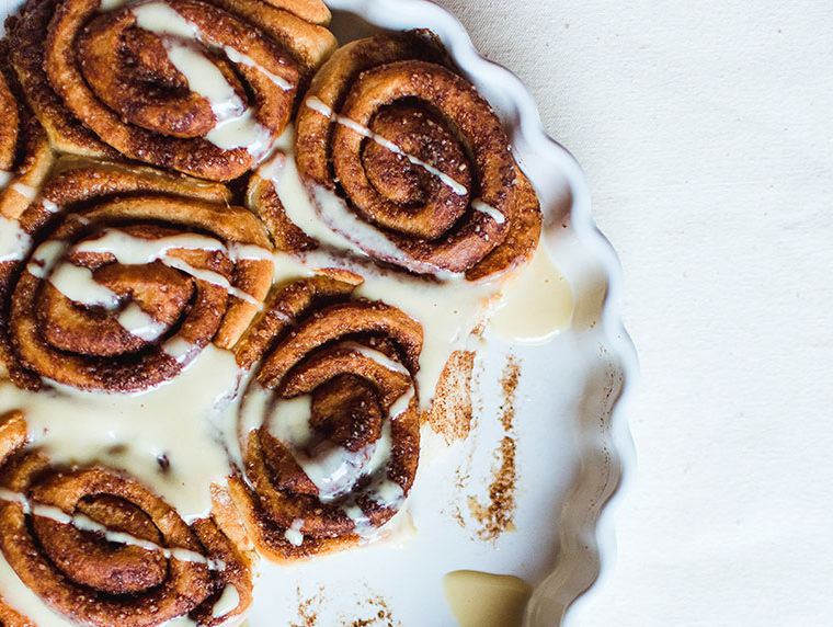 easy vegan cinnamon rolls recipe