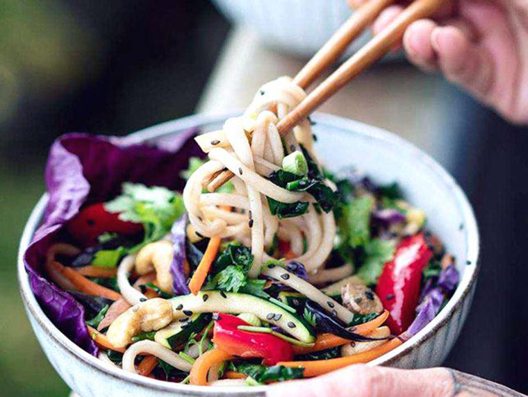 cashew udon noodle bowl
