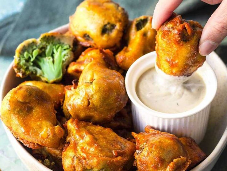 baked buffalo broccoli wings